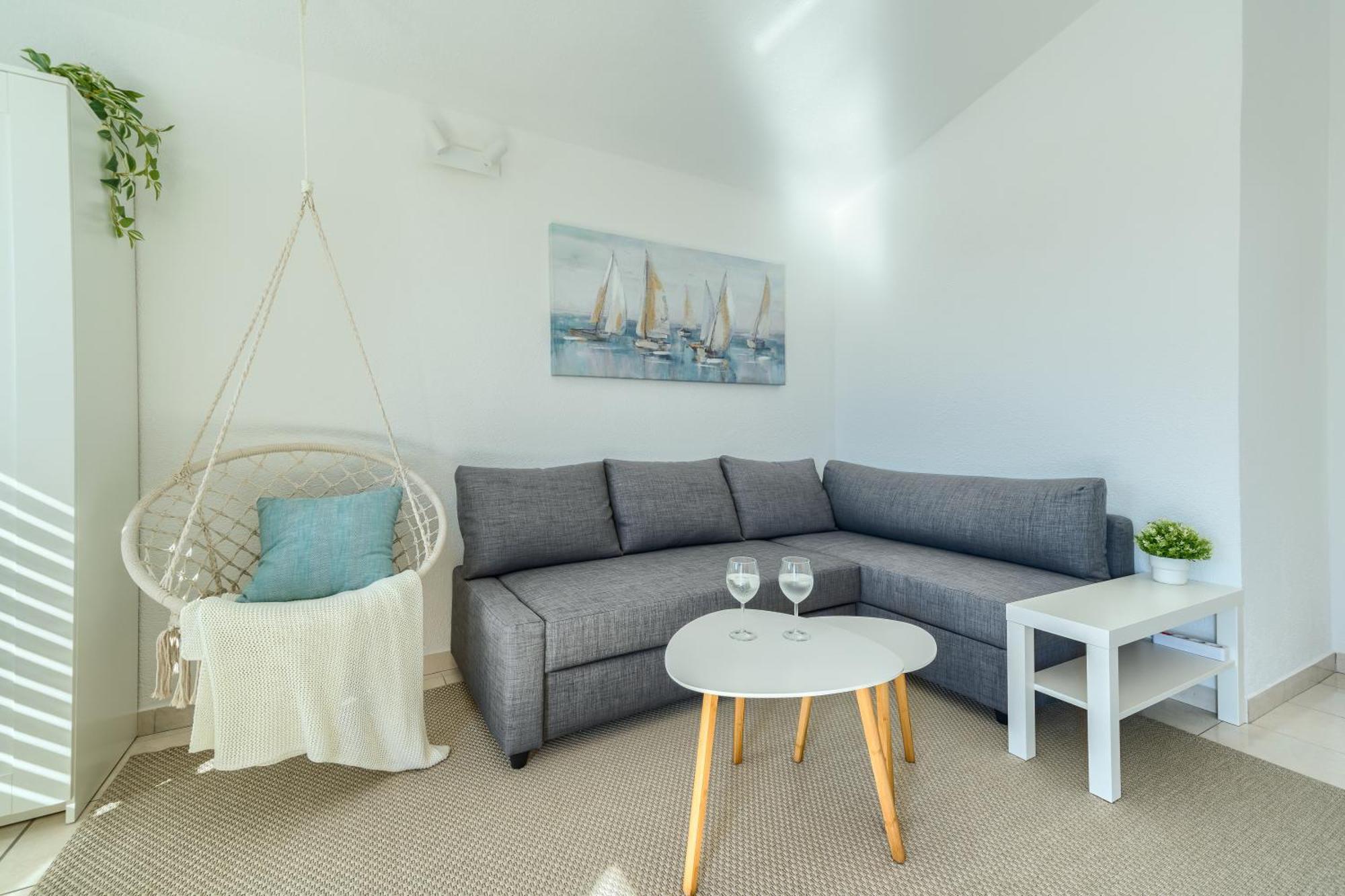 Apartment Sea View *